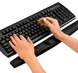 Mouse Pad para Teclado de Escritorio - con Descansa Muñecas, Gel en su interior, Ergonómico, Antiderrapante, 46*7*2 cms, Negro, 058950 BROBOTIX