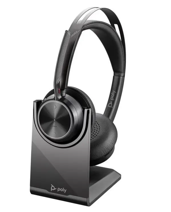 Poly Voyager Focus 2 - USB-A, Binaural con base de carga